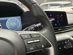 Hyundai Elantra 1.5L CVT 20th Anniversary Edition - ფოტო 11