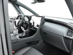 Toyota Alphard Hybrid 2.5L Premium Edition - photo 11