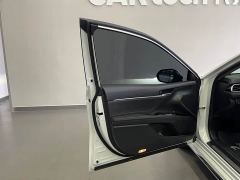 Toyota Camry 2.0G Luxury Edition - photo 12