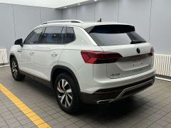 Volkswagen Taos 280TSI FWD Luxury Smart Connected Edition - ფოტო 4