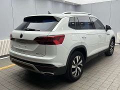 Volkswagen Taos 280TSI FWD Luxury Smart Connected Edition - ფოტო 6