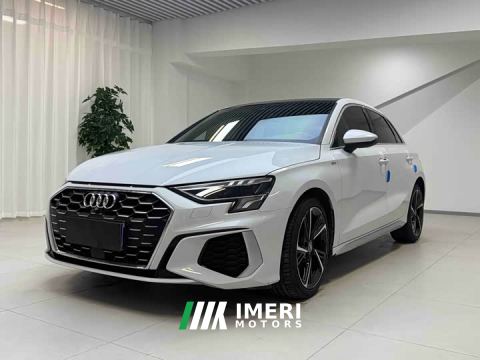 2021 Audi A3 Sportback 35 TFSI Fashion Sport - автомобиль из Китая