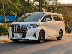 Toyota Alphard 3.5L Automatic - ფოტო 1