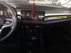 SAIC MG i5 1.5L Manual Platinum Edition - ფოტო 13