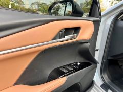 Toyota Camry Hybrid 2.0HG Premium Edition - photo 9