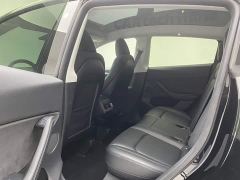 Tesla Model Y Rear-Wheel Drive - ფოტო 19