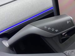 Tesla Model Y Rear-Wheel Drive - ფოტო 20