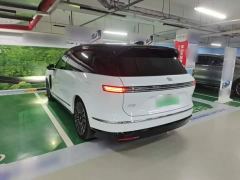 NIO ES8 Seven-Seat Executive Luxury Edition - photo 4
