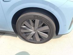 Li Auto i8 Standard Edition - ფოტო 6