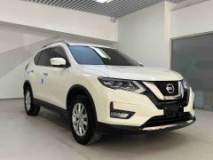 Nissan Qashqai Classic 2.0L FWD Smart Connect Premium Edition - фото 3