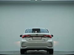 Toyota Corolla 1.2T S-CVT Elite - ფოტო 8