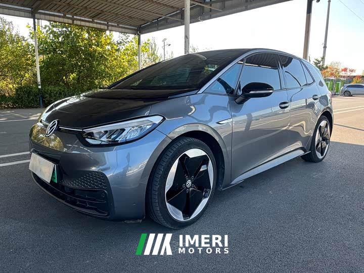 Volkswagen ID.3 Outstanding Edition - ავტომობილი ჩინეთიდან