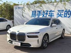 BMW 7 Series 740Li Premier Luxury Package - фото 1