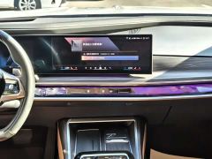 BMW 7 Series 740Li Premier Luxury Package - фото 11