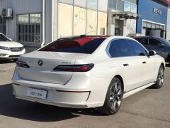 BMW 7 Series 740Li Premier Luxury Package - фото 5
