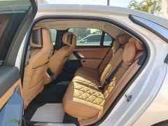 BMW 7 Series 740Li Premier Luxury Package - фото 7