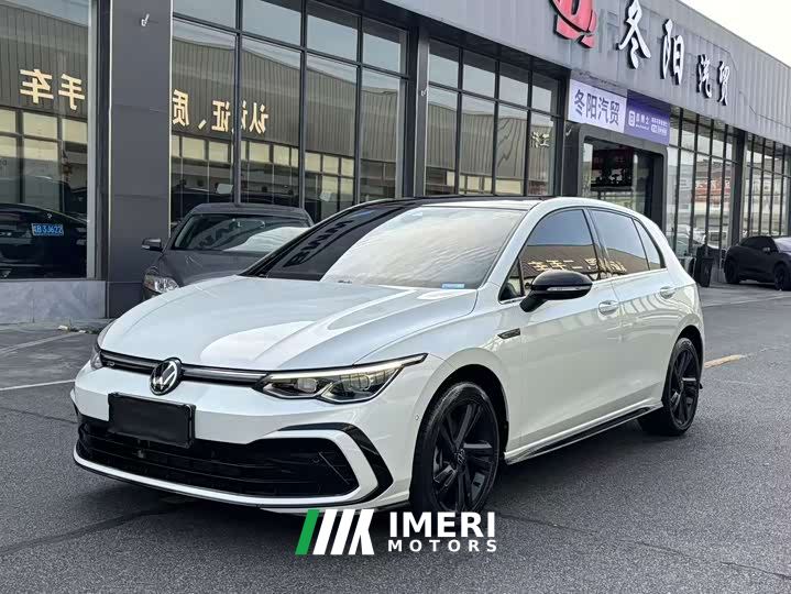Volkswagen Golf 280TSI DSG R-Line - автомобиль из Китая
