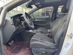 Volkswagen Golf 280TSI DSG R-Line - фото 10