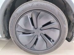 Tesla Model Y Long Range Rear-Wheel Drive - ფოტო 11