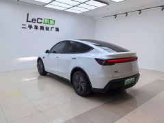 Tesla Model Y Long Range Rear-Wheel Drive - ფოტო 14