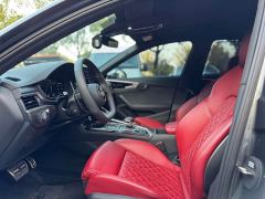 Audi S4 Avant 3.0 TFSI - ფოტო 11