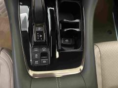 Toyota Vellfire Crown Hybrid 2.5L Premium Edition - фото 10