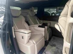 Toyota Vellfire Crown Hybrid 2.5L Premium Edition - фото 14