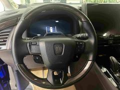 Toyota Vellfire Crown Hybrid 2.5L Premium Edition - фото 8