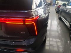 FAW Red Flag E-HS9 690km Range Flagship Edition Six-Seater - ფოტო 7