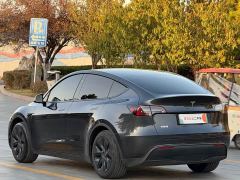 Tesla Model Y Rear-Wheel Drive - photo 5