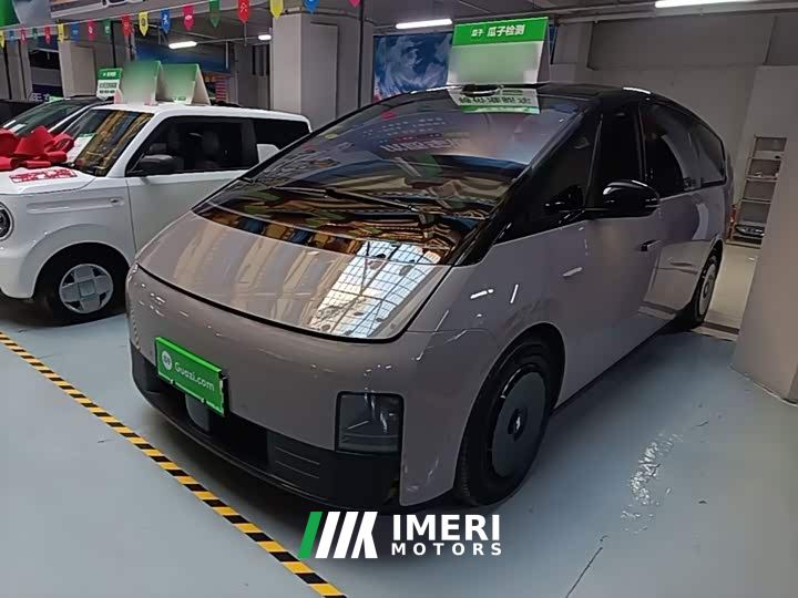 Li Auto MEGA Home Family Edition - ავტომობილი ჩინეთიდან