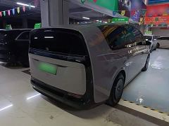 Li Auto MEGA Home Family Edition - ფოტო 6