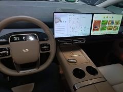 Li Auto MEGA Home Family Edition - ფოტო 9