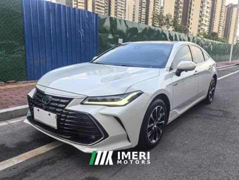 2022 Toyota Avalon Hybrid 2.5L Luxury