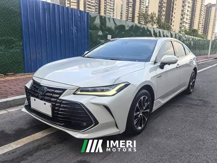 Toyota Avalon Hybrid 2.5L Luxury