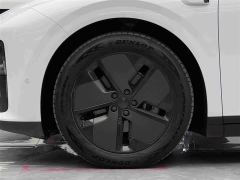 Li Auto i6 Two-Wheel Drive Standard - ფოტო 4