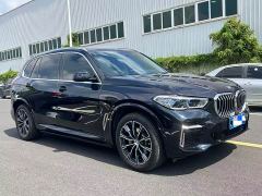 BMW X5 xDrive 30Li Luxury M Sport Package - фото 1