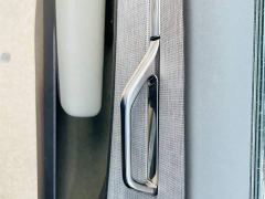 Volvo EX30 Rear-Wheel Drive Extended Range Ultra - photo 11