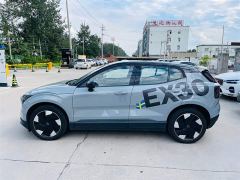 Volvo EX30 Rear-Wheel Drive Extended Range Ultra - photo 3