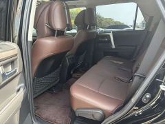 Toyota 4Runner 4.0L Automatic - ფოტო 13