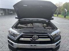 Toyota 4Runner 4.0L Automatic - ფოტო 19