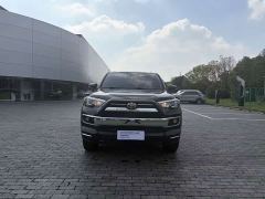 Toyota 4Runner 4.0L Automatic - ფოტო 2