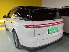 Li Auto i8 Standard Edition - ფოტო 4