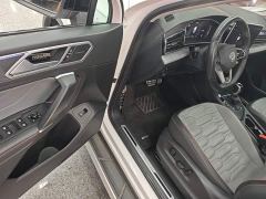Volkswagen Tiguan L 330TSI Automatic Two-Wheel Drive R-Line Flagship - photo 15