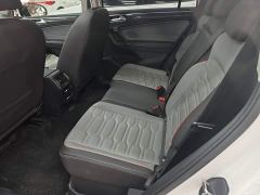 Volkswagen Tiguan L 330TSI Automatic Two-Wheel Drive R-Line Flagship - photo 16
