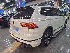 Volkswagen Tiguan L 330TSI Automatic Two-Wheel Drive R-Line Flagship - photo 6