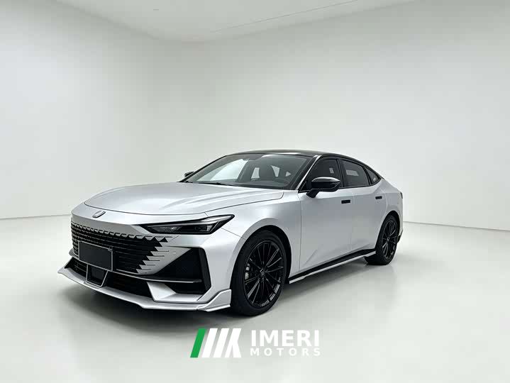 Changan UNI-V 1.5T Deluxe - ავტომობილი ჩინეთიდან