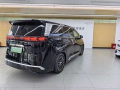 Denza D9 DM-i 1050 Premium - ფოტო 3
