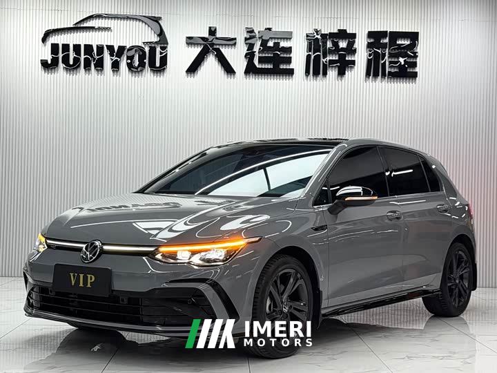 Volkswagen Golf 280TSI DSG R-Line - car from China