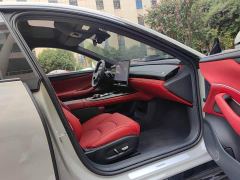 Xiaomi SU7 Rear-Wheel Drive Long Range Smart Driving Edition - фото 7